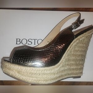 Boston Proper Day to Night Pump in Black Foil